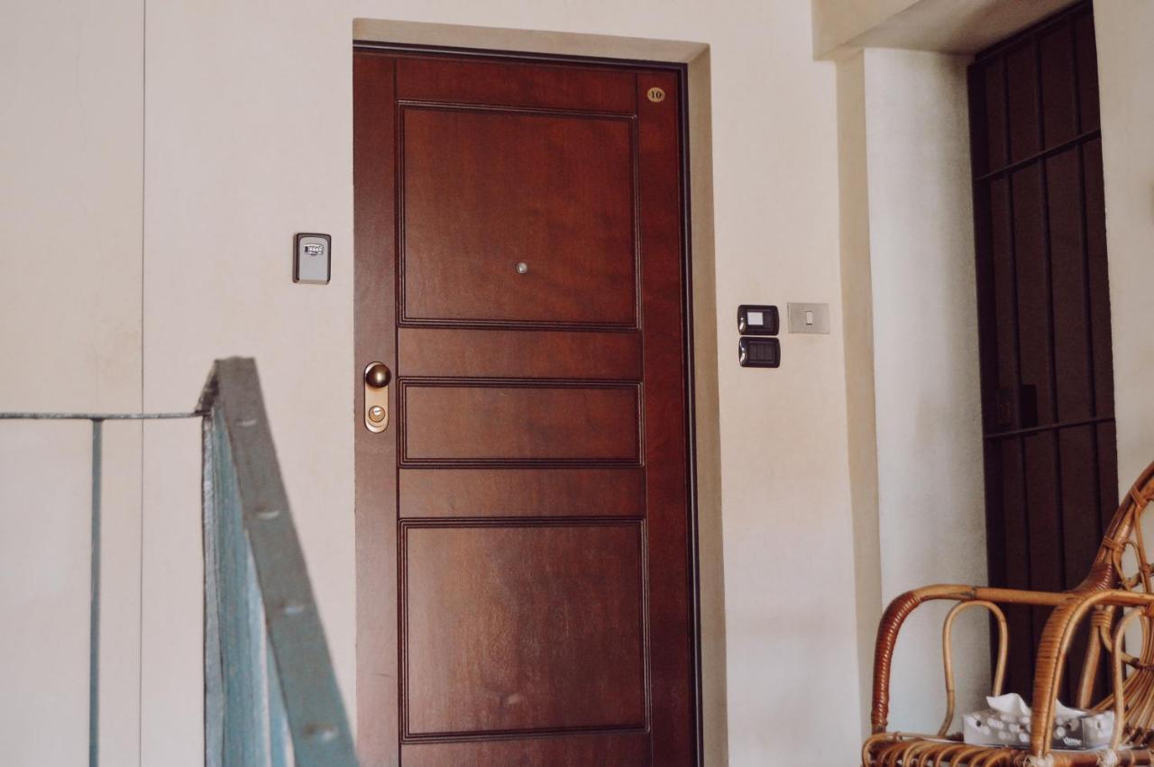 Historic Center Charming Apartment Free Wi-Fi Savigliano Exterior photo